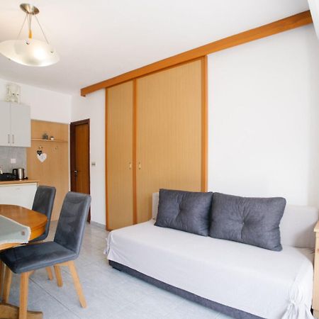 Apartments Petri - Close To The Sea Tisno Ngoại thất bức ảnh